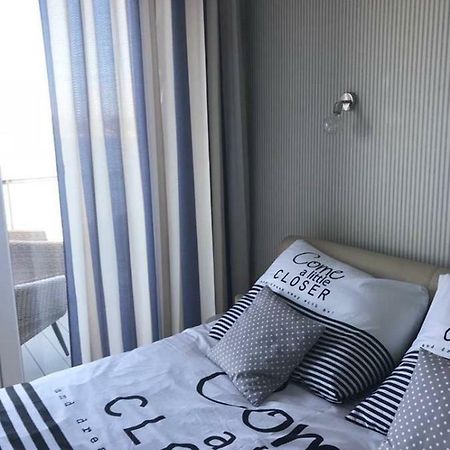 Ferienwohnung Apartament Z Widokiem Na Jezioro Rydzewen Exterior foto